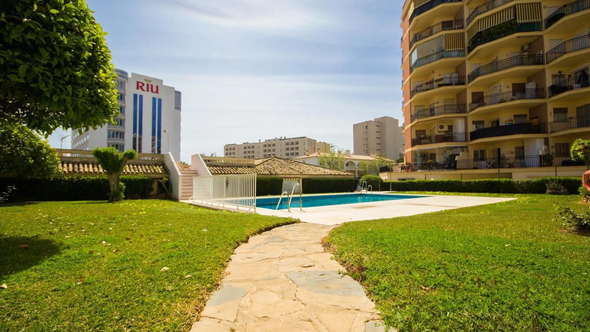 Erisa 29 By Ivi Real Estate Daire Torremolinos